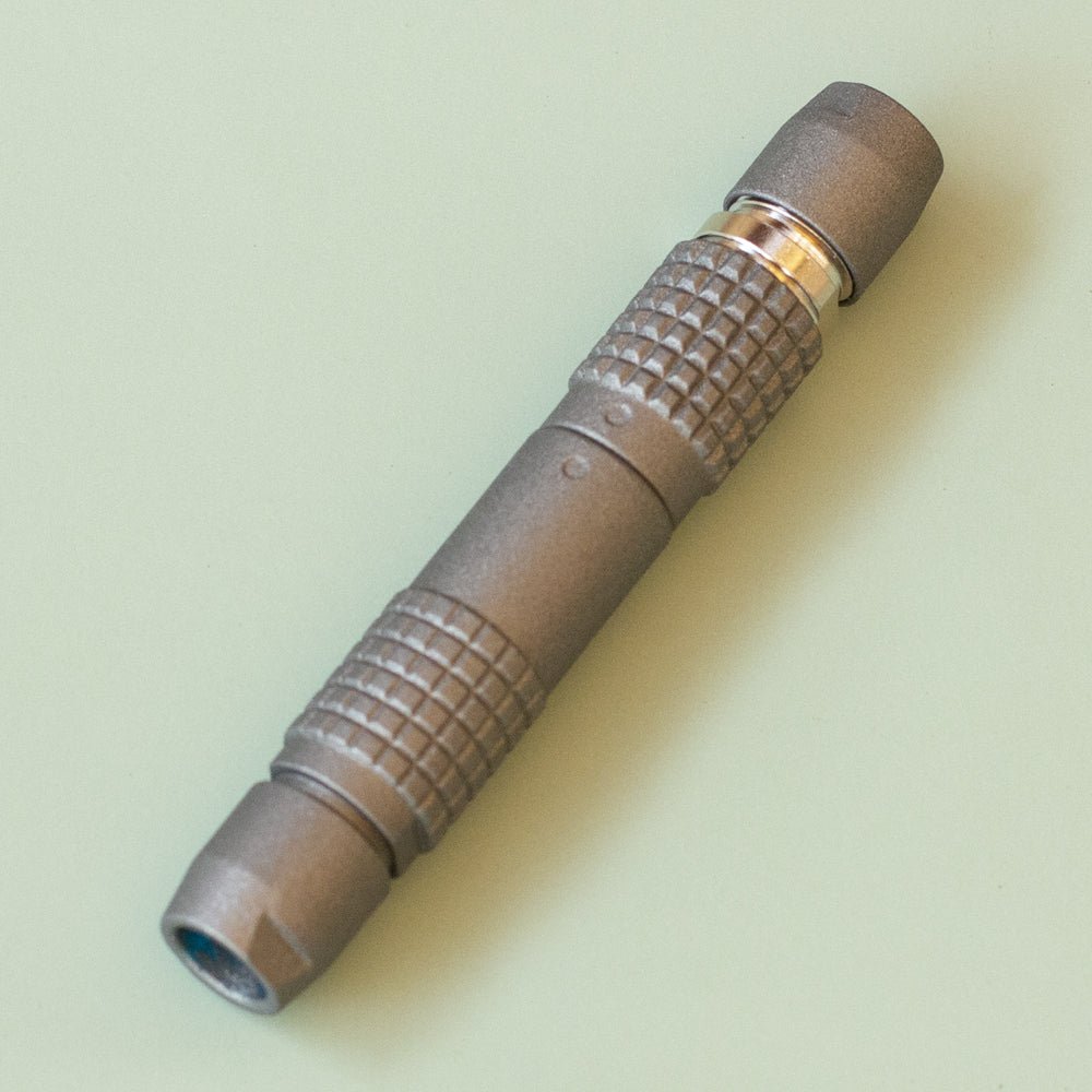 Lemo like connector
