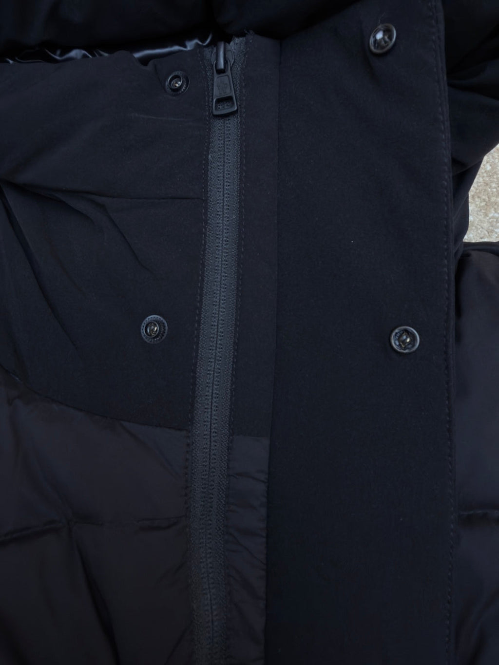 MONCLER 25S DOWN JACKET 217