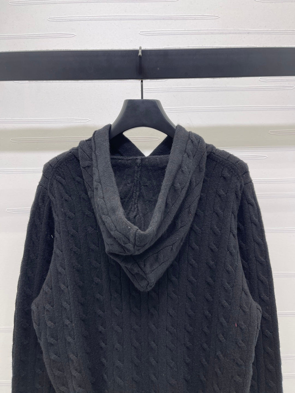 RALPH LAUREN 25S KNITTED V-NECK SWEATER 250