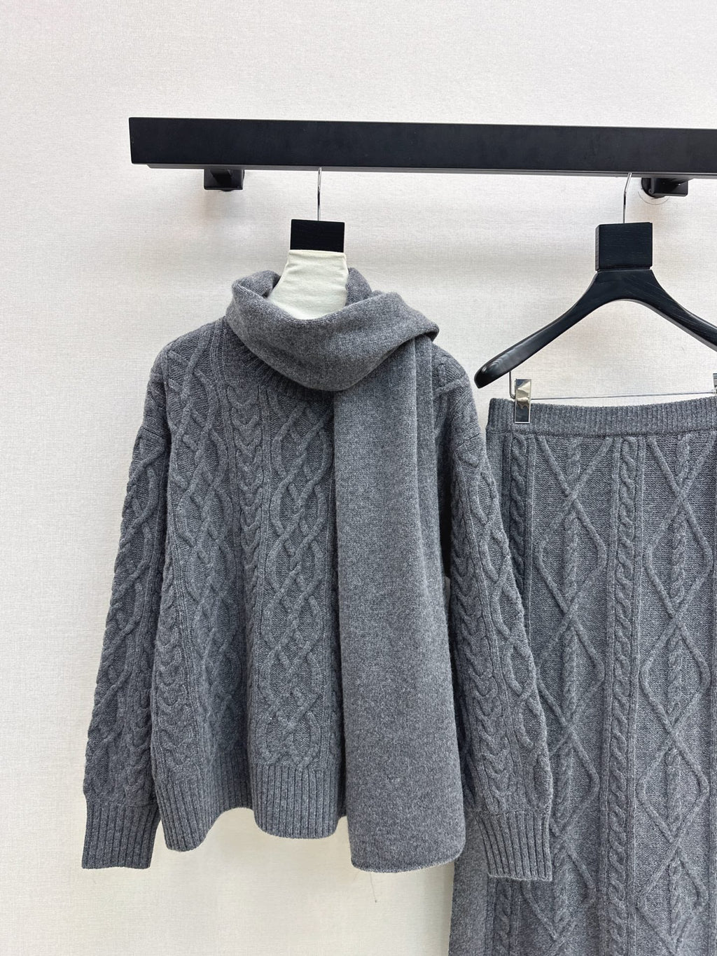 MAX MARA 25S KNIT SKIRT SET 092